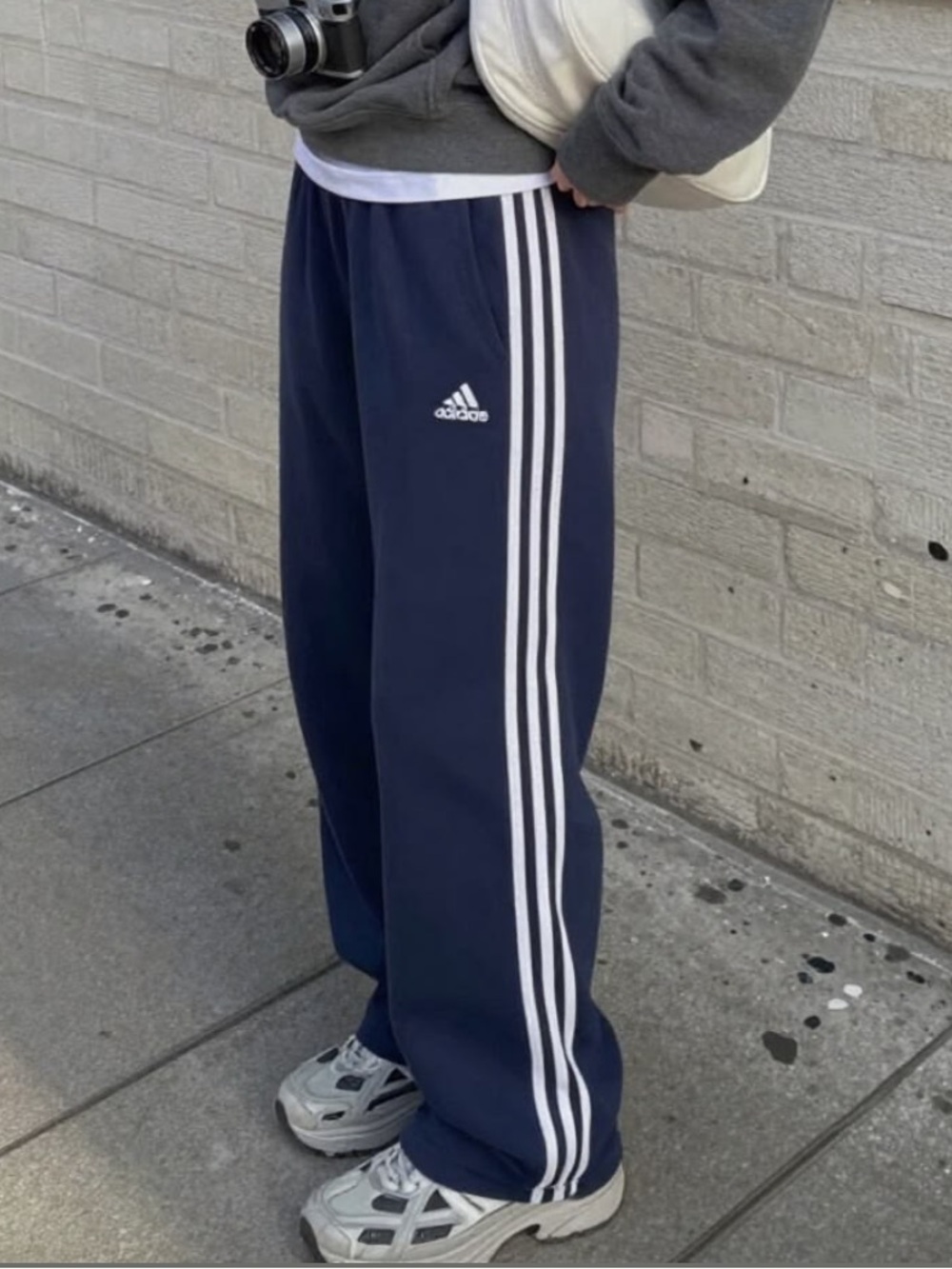 adidas Navy Blue Sweatpants with White Side Stripes Size YL Indie Streetwear